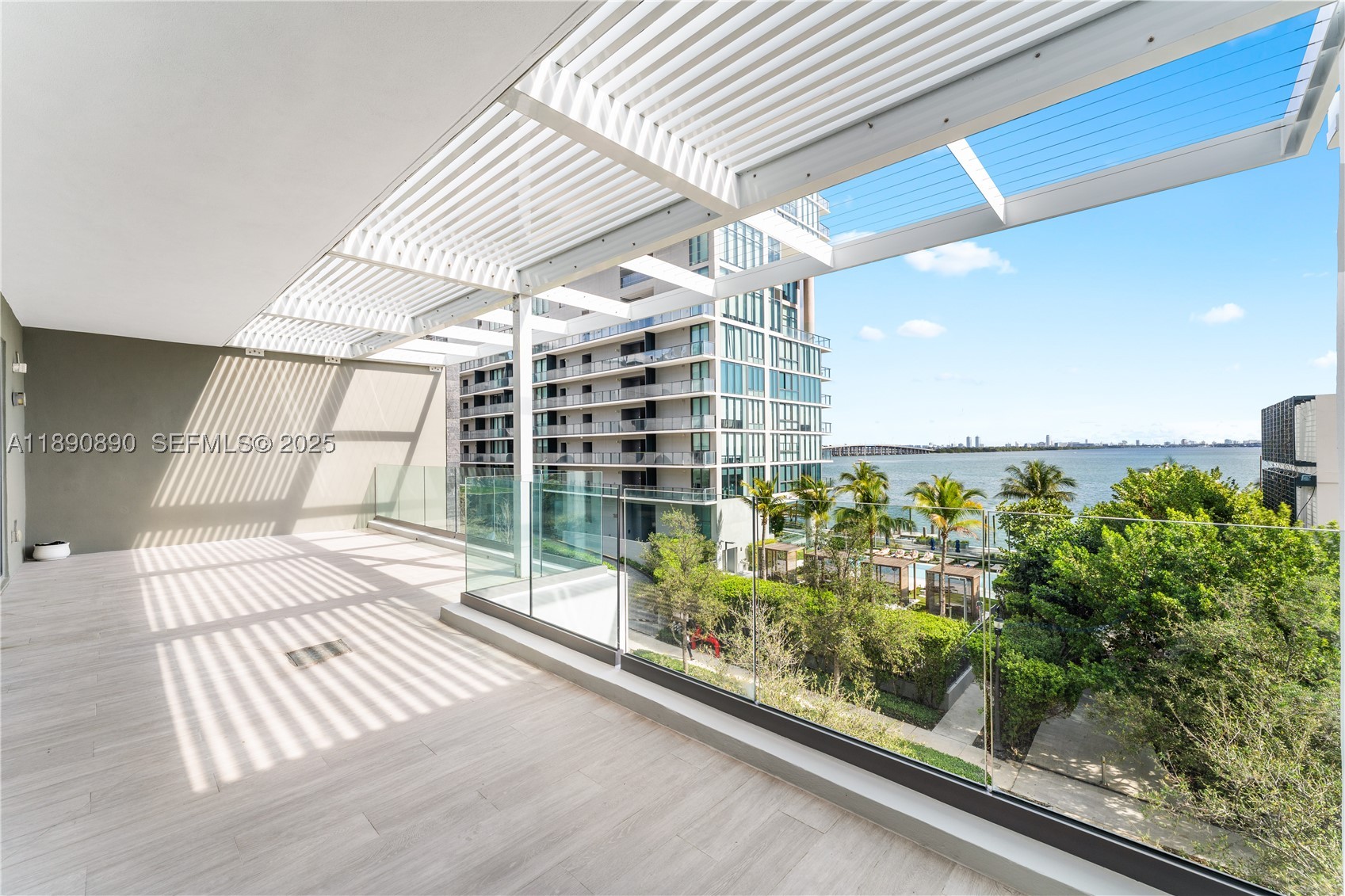 650 NE 32nd St #BH7, Miami FL 33137