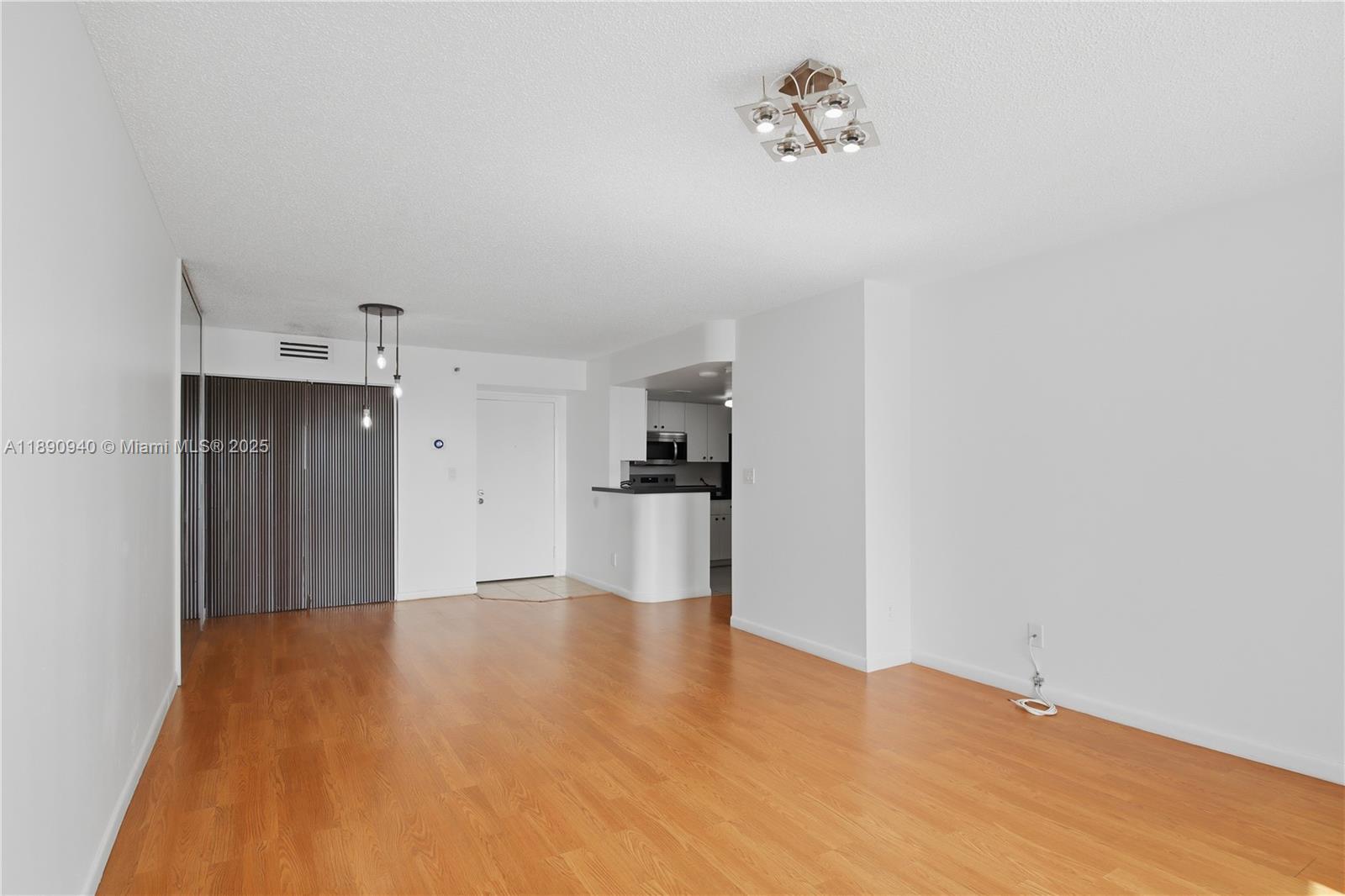 770 Claughton Island Dr #510, Miami FL 33131