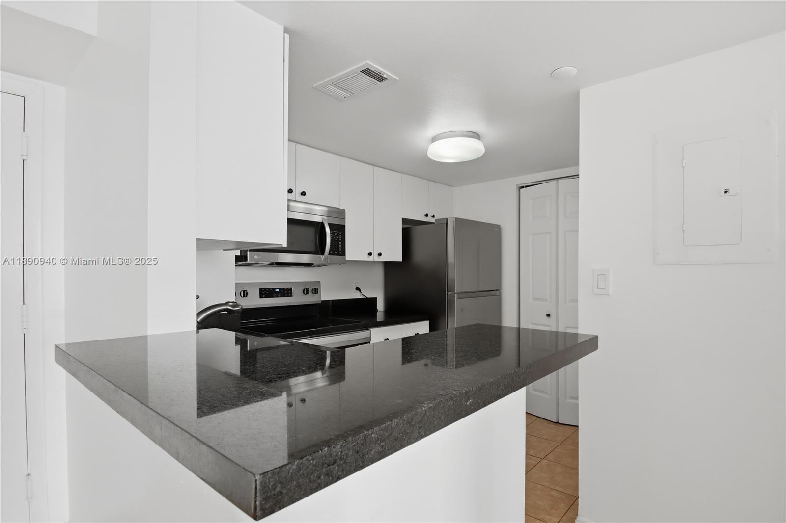 770 Claughton Island Dr #510, Miami FL 33131
