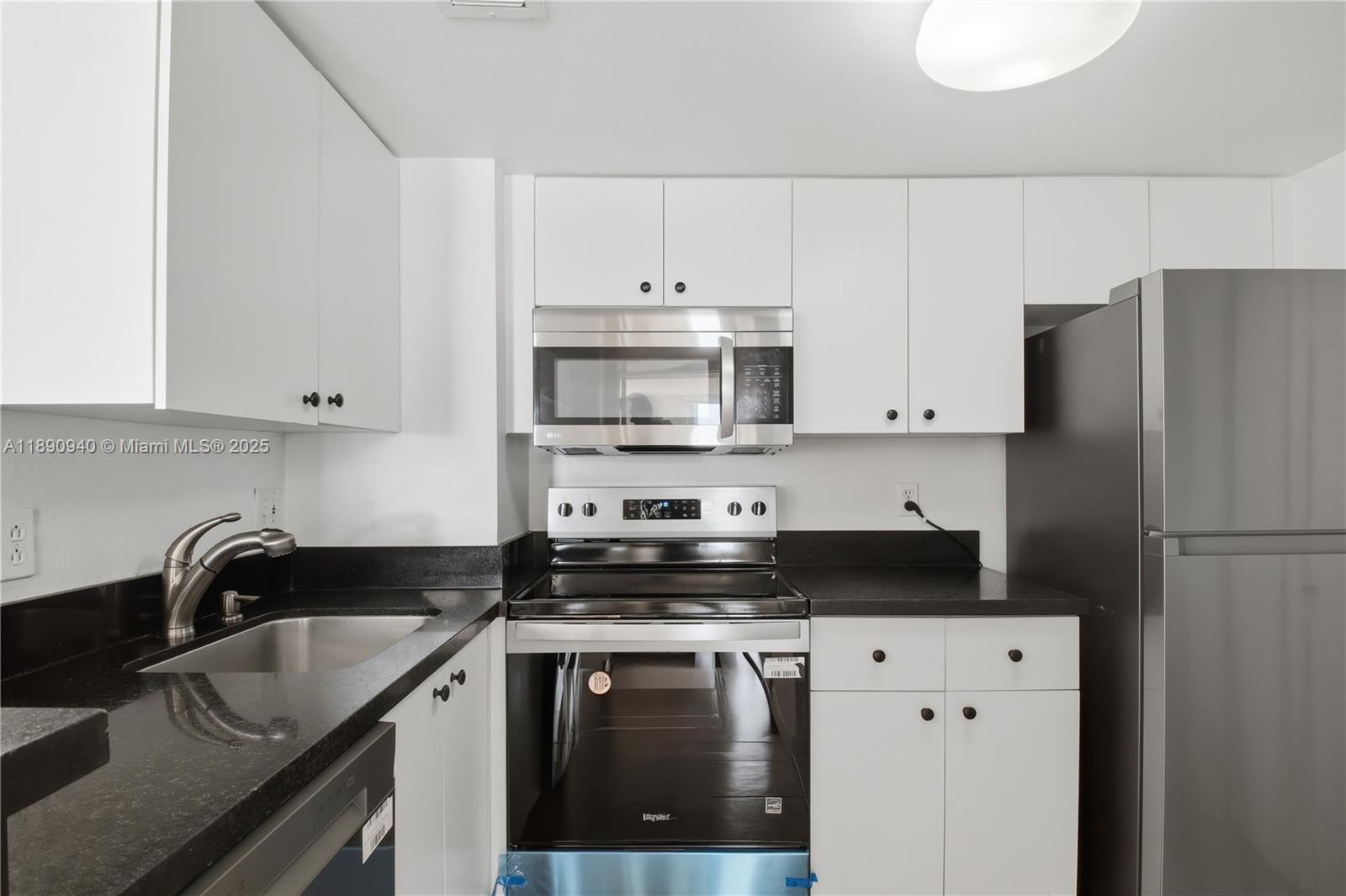 770 Claughton Island Dr #510, Miami FL 33131