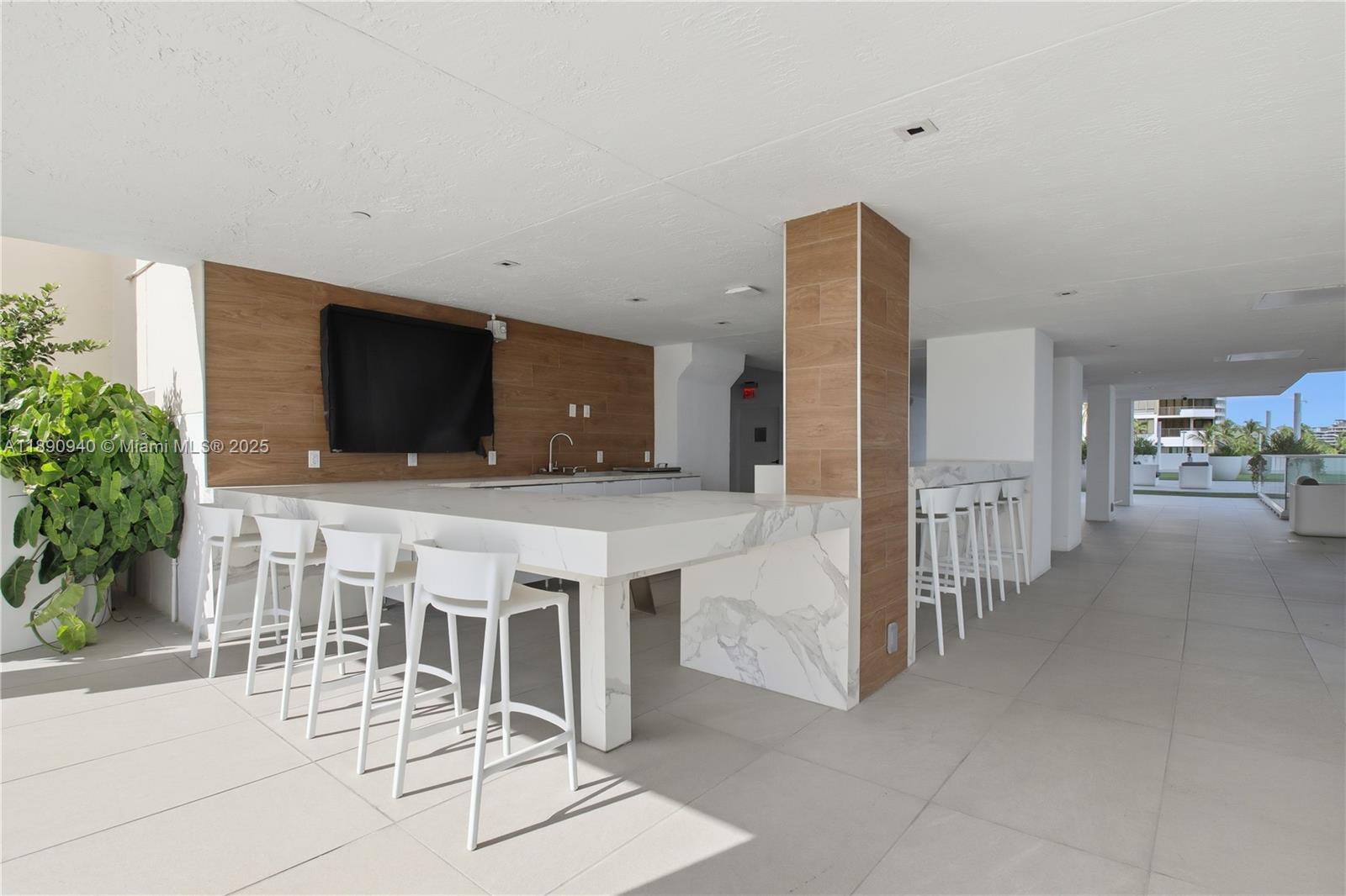 770 Claughton Island Dr #510, Miami FL 33131