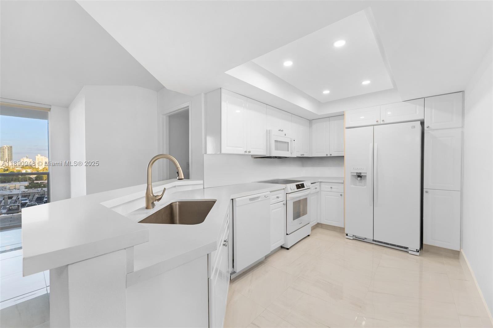 1800 Sunset Harbour Dr #1007, Miami Beach FL 33139
