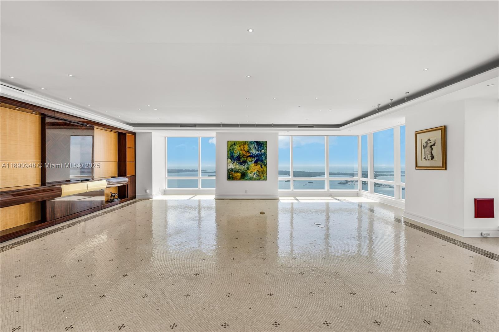 1425 Brickell Ave #54DEF, Miami FL 33131