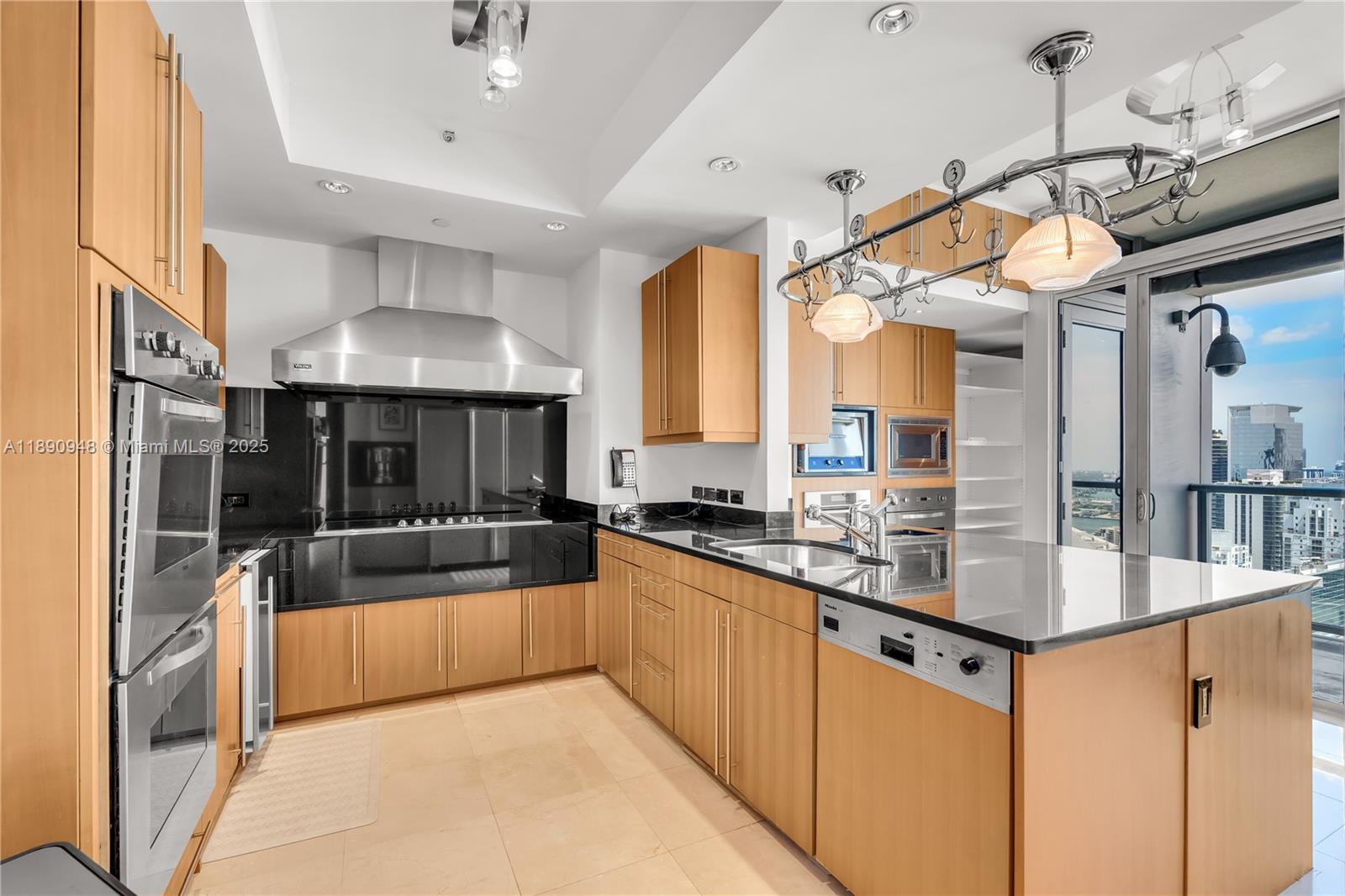 1425 Brickell Ave #54DEF, Miami FL 33131