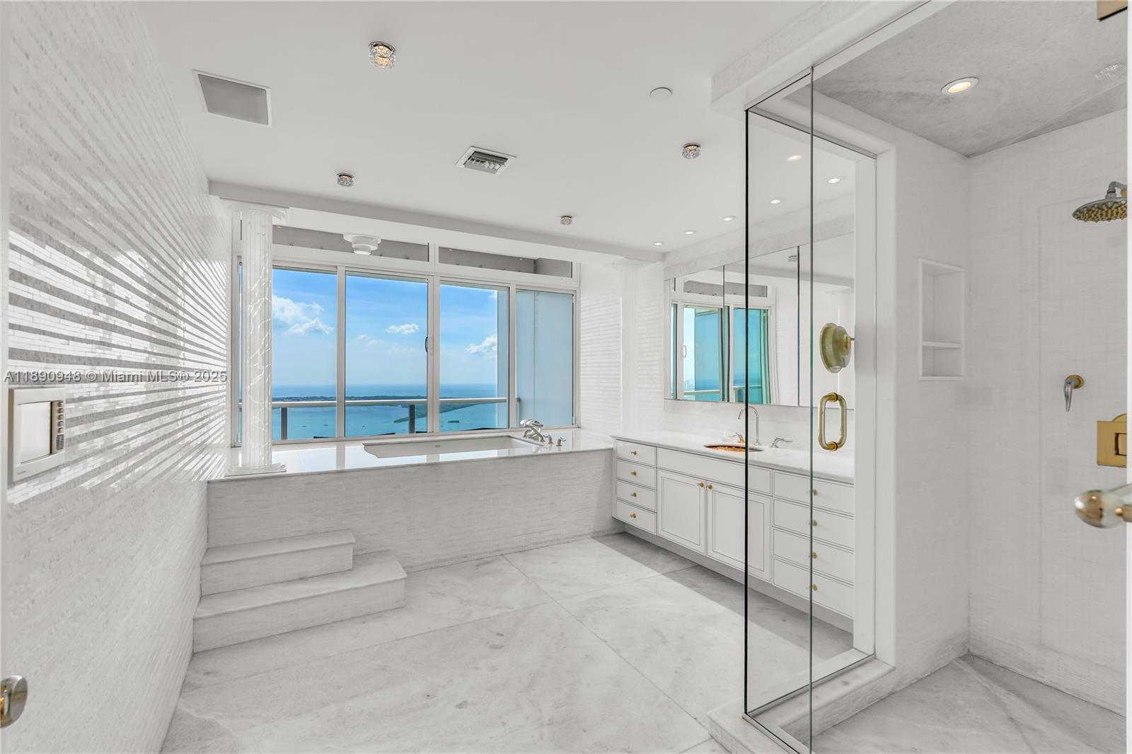 1425 Brickell Ave #54DEF, Miami FL 33131