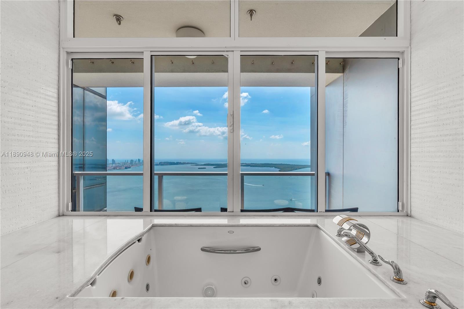 1425 Brickell Ave #54DEF, Miami FL 33131