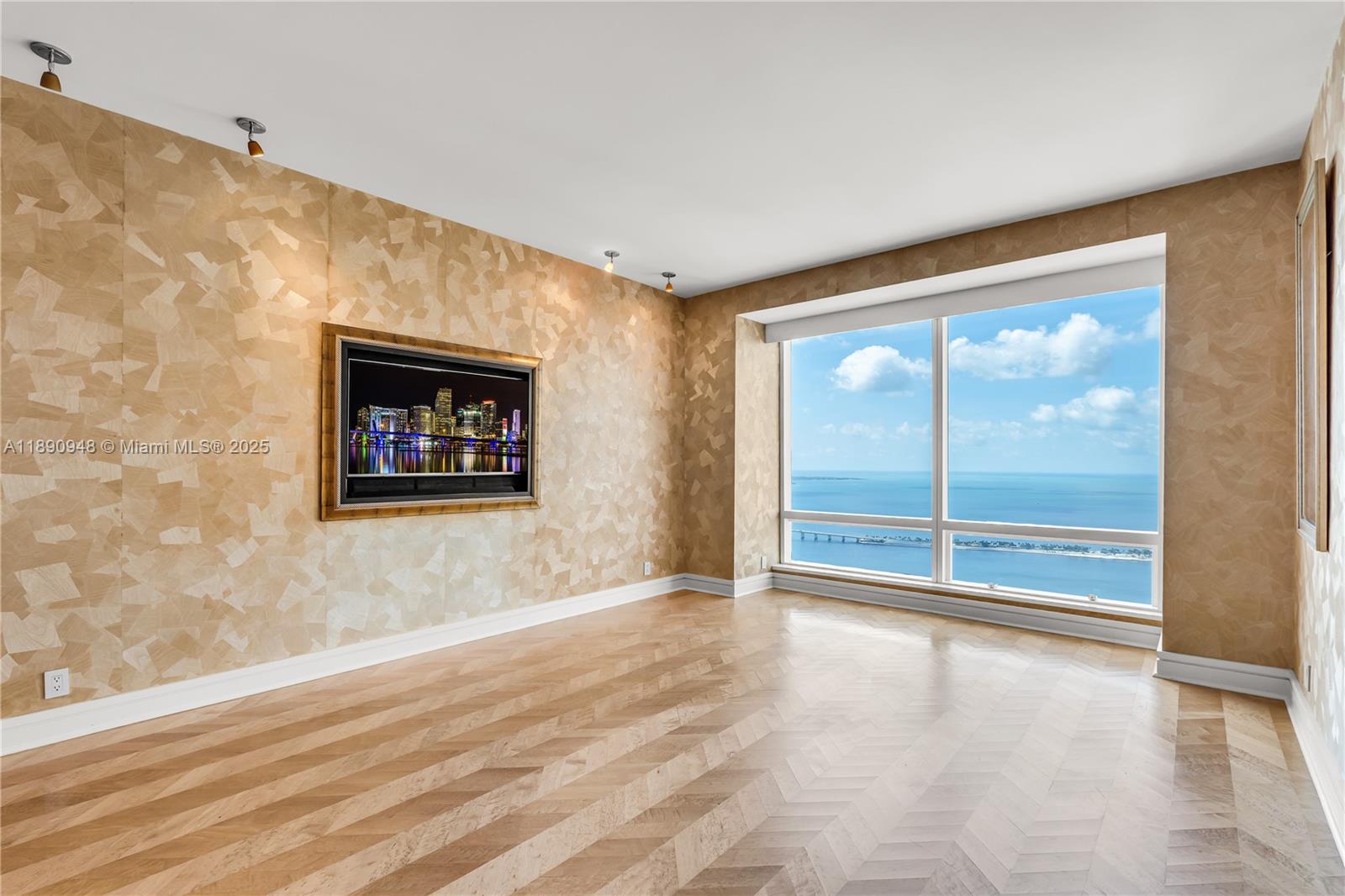 1425 Brickell Ave #54DEF, Miami FL 33131