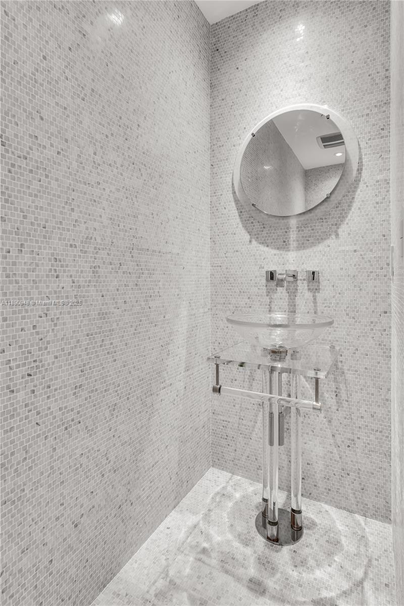 1425 Brickell Ave #54DEF, Miami FL 33131