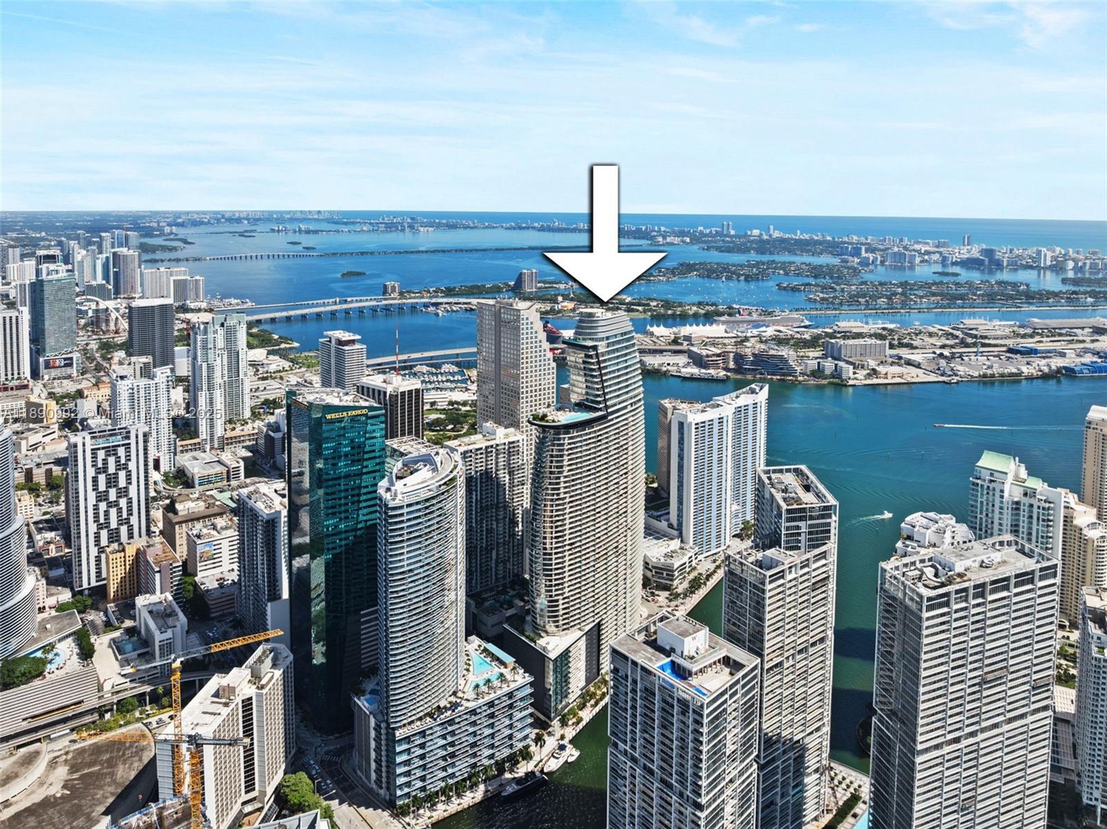 300 Biscayne Boulevard Way #5207W, Miami FL 33131