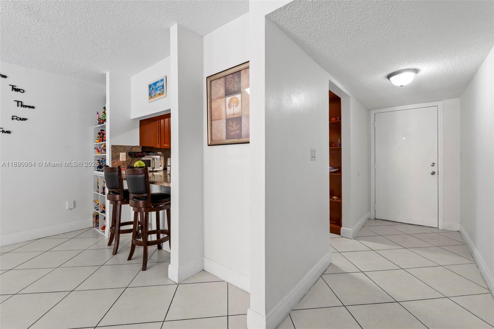 1800 W 54th St #109, Hialeah FL 33012