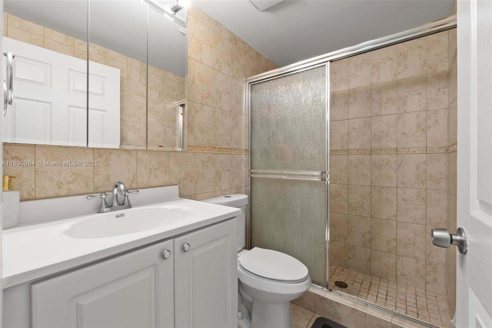 1800 W 54th St #109, Hialeah FL 33012
