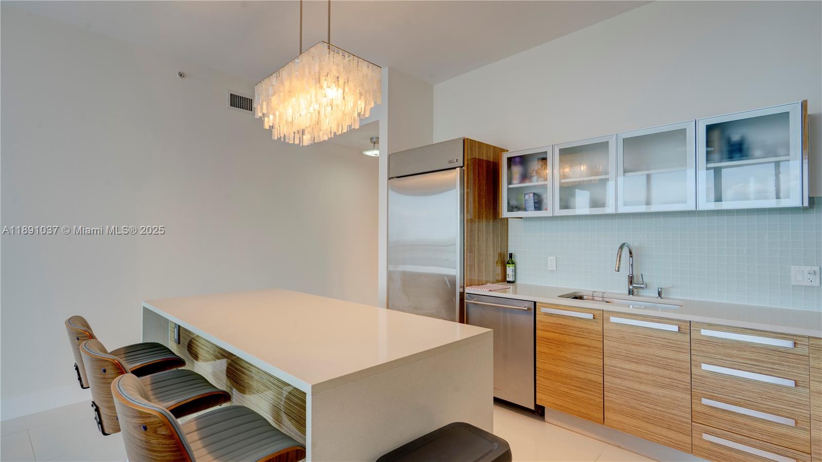 2020 N Bayshore Dr #1905, Miami FL 33137