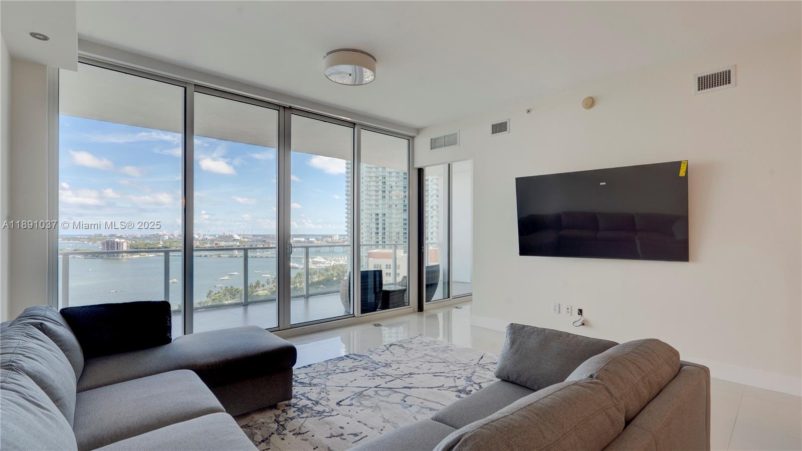2020 N Bayshore Dr #1905, Miami FL 33137