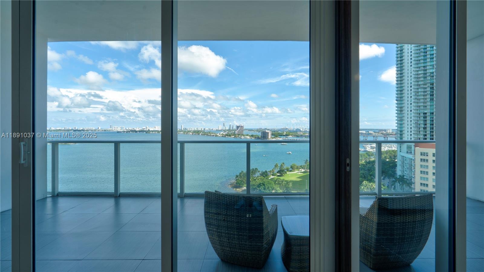 2020 N Bayshore Dr #1905, Miami FL 33137