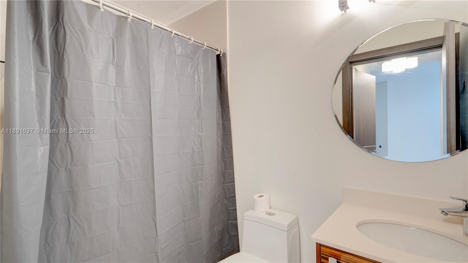 2020 N Bayshore Dr #1905, Miami FL 33137