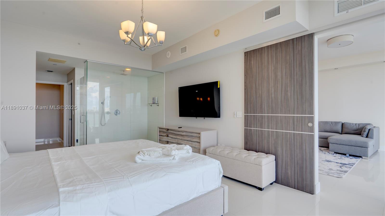 2020 N Bayshore Dr #1905, Miami FL 33137