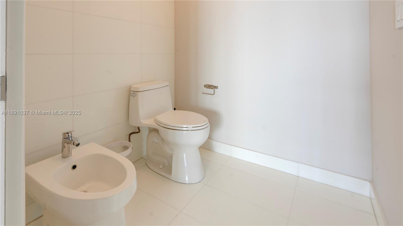 2020 N Bayshore Dr #1905, Miami FL 33137