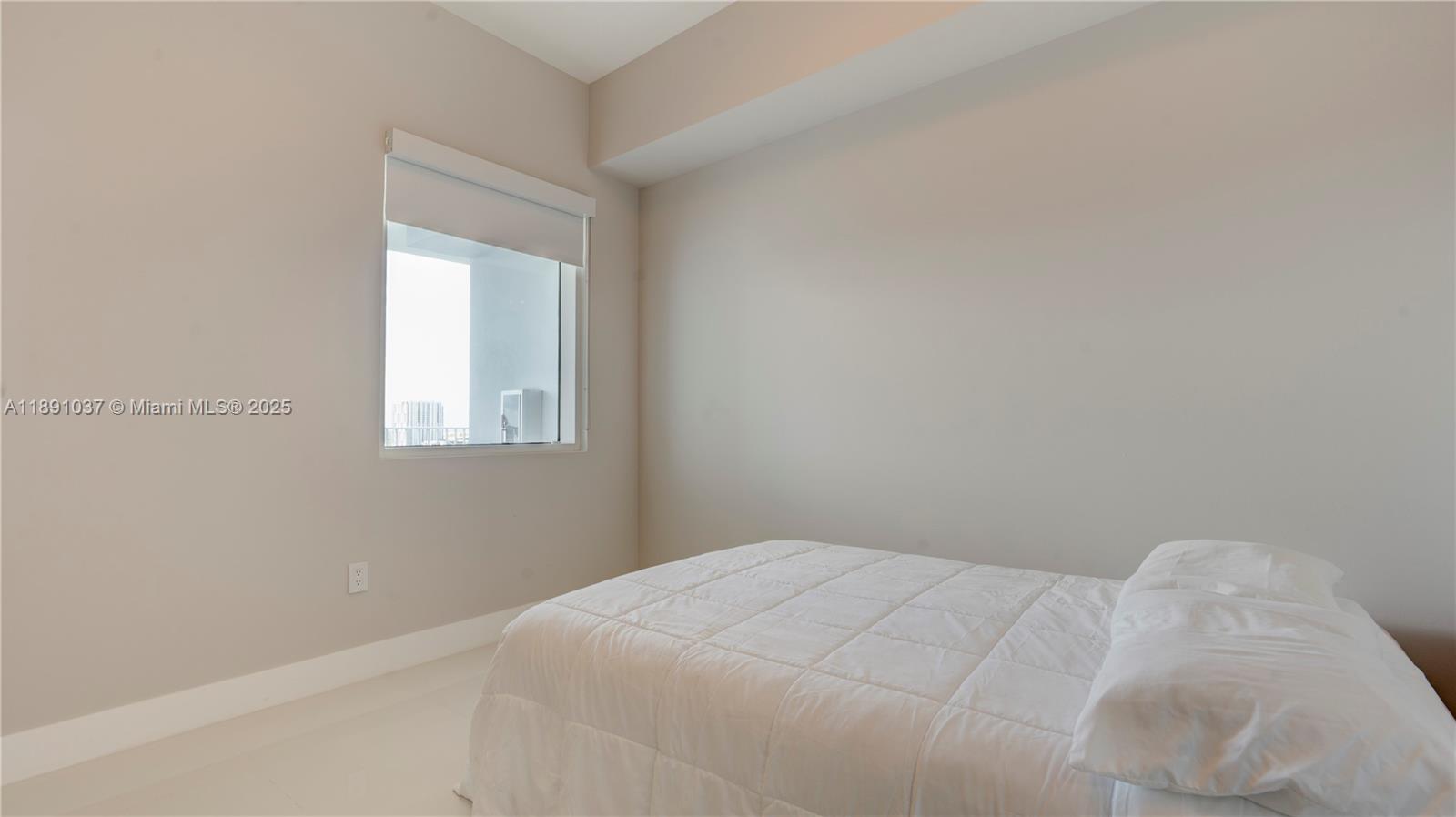 2020 N Bayshore Dr #1905, Miami FL 33137