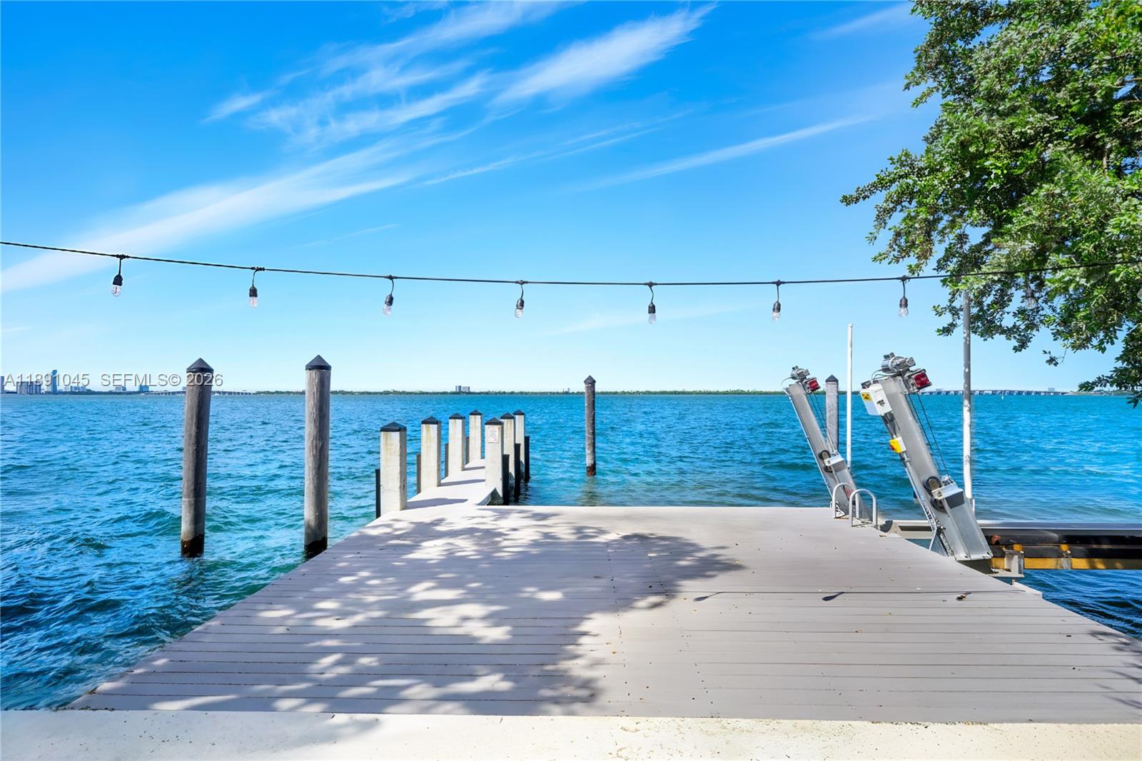 444 W Rivo Alto Dr, Miami Beach FL 33139
