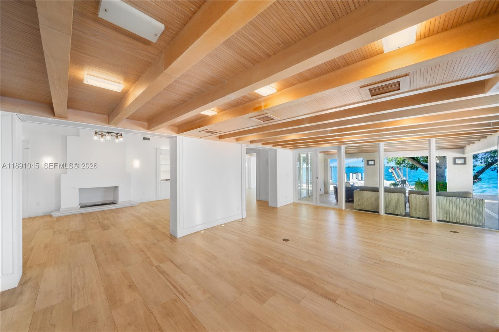 444 W Rivo Alto Dr, Miami Beach FL 33139
