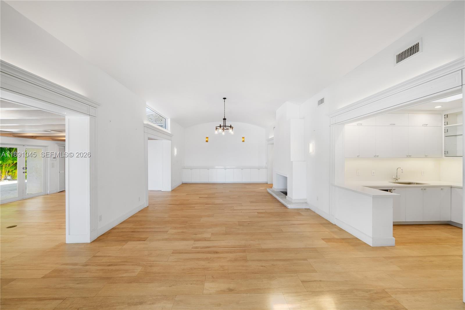 444 W Rivo Alto Dr, Miami Beach FL 33139