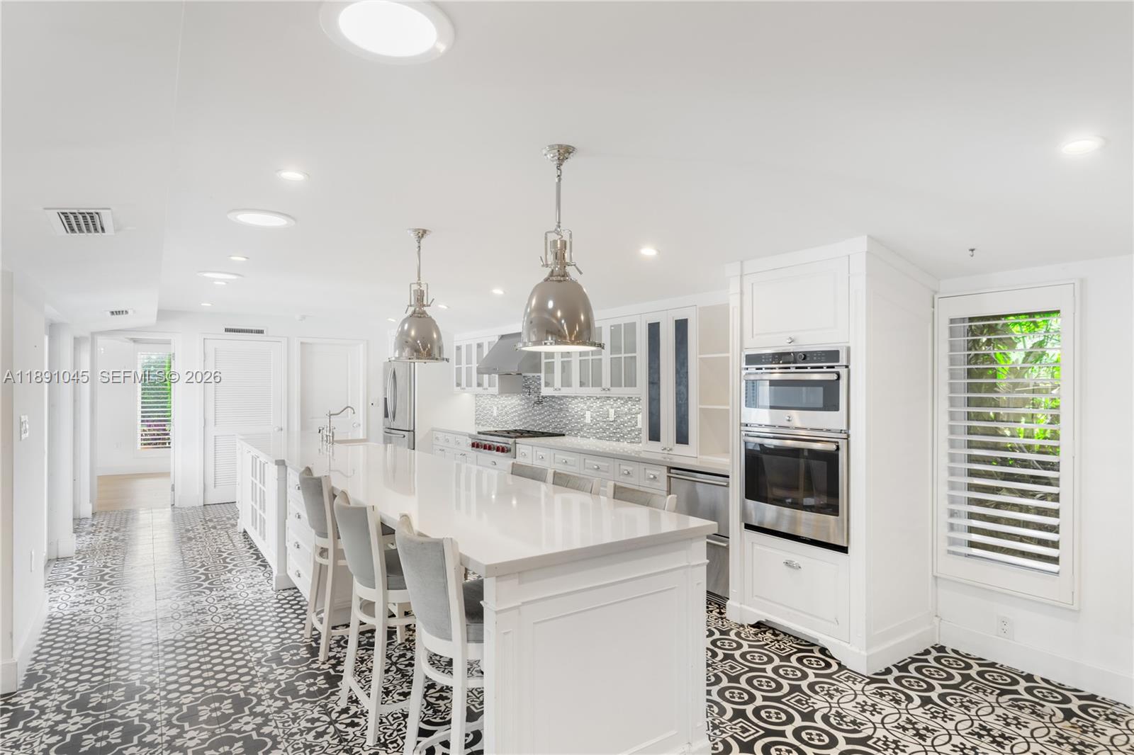 444 W Rivo Alto Dr, Miami Beach FL 33139