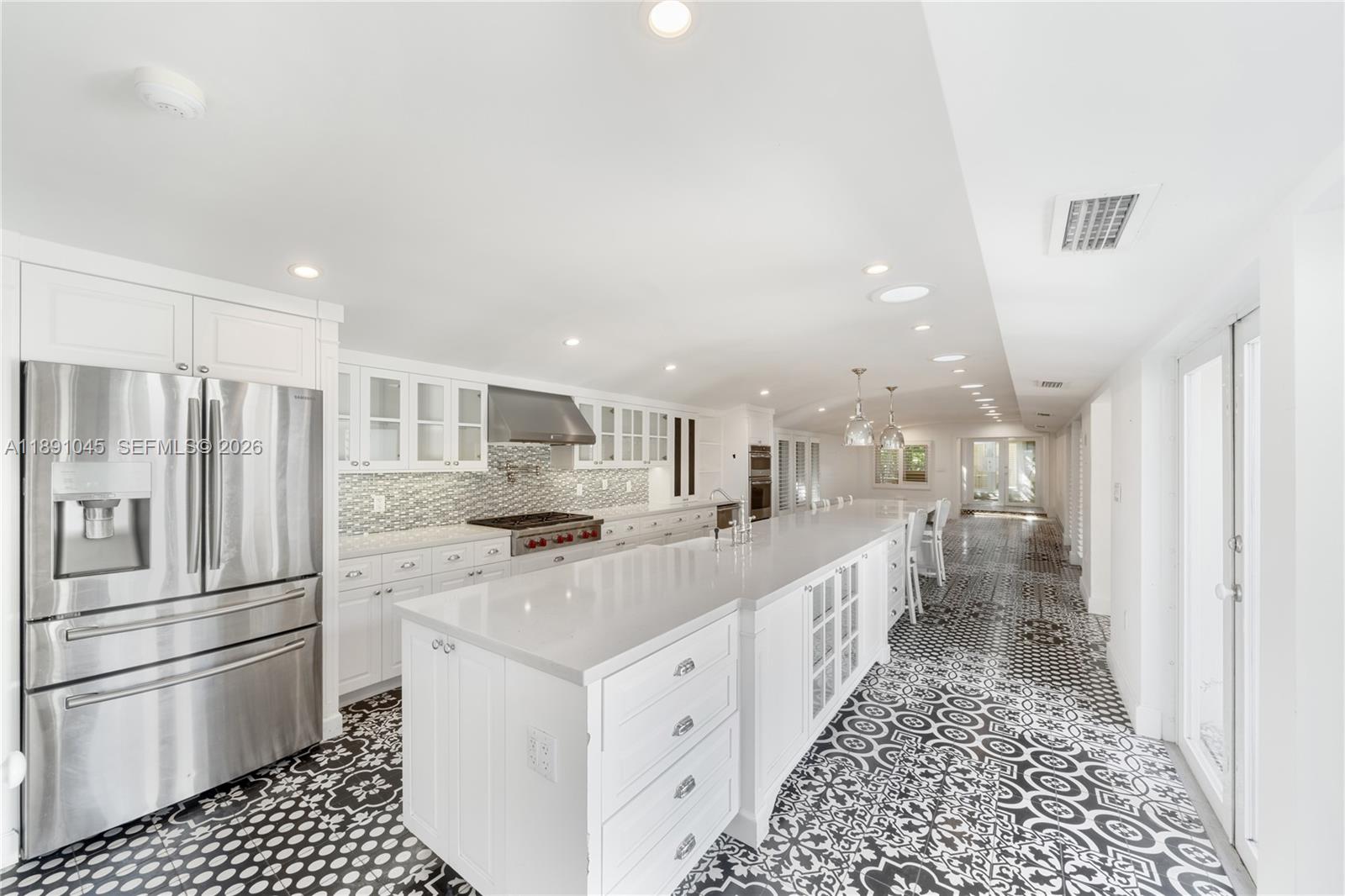 444 W Rivo Alto Dr, Miami Beach FL 33139