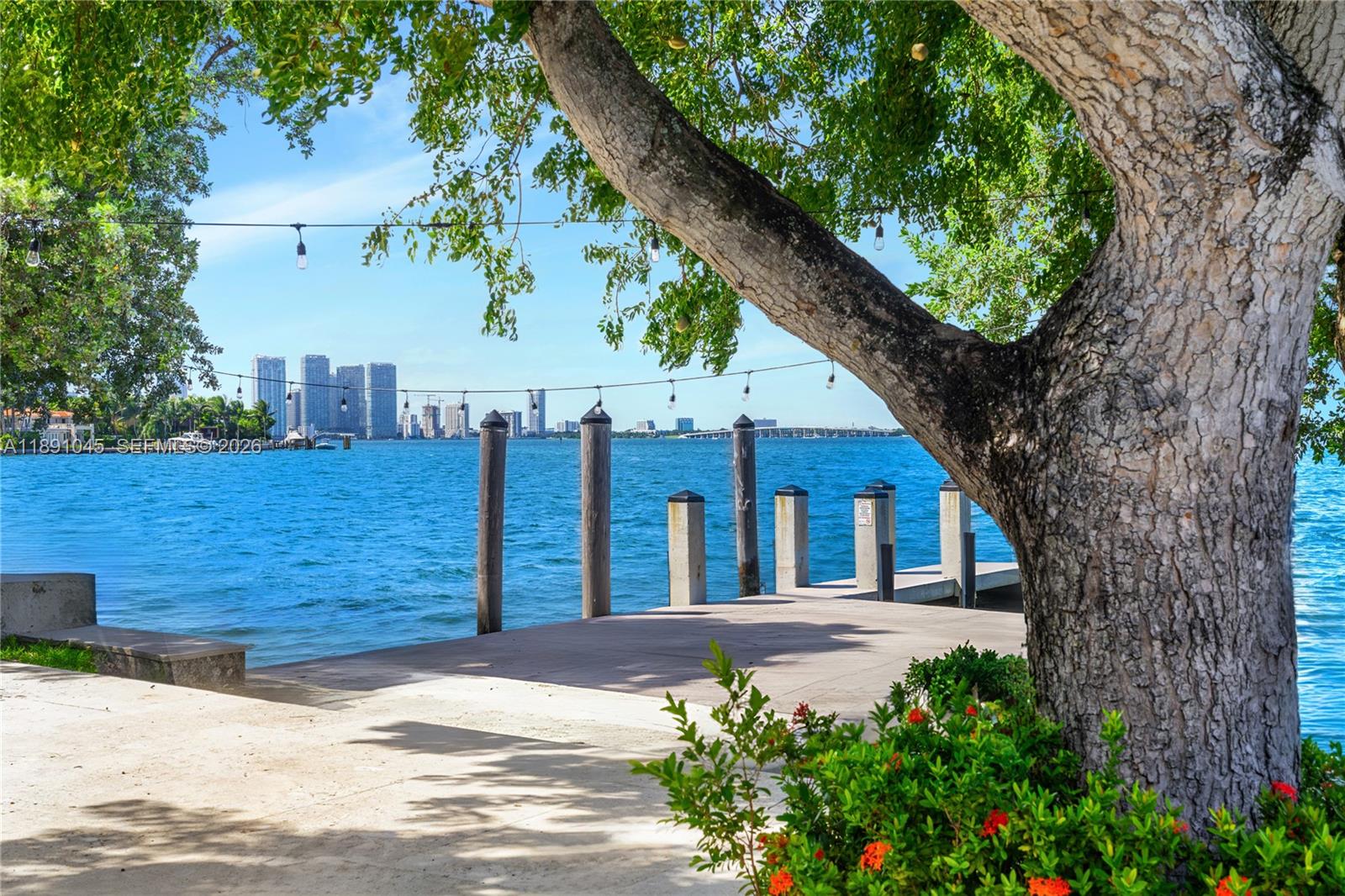 444 W Rivo Alto Dr, Miami Beach FL 33139