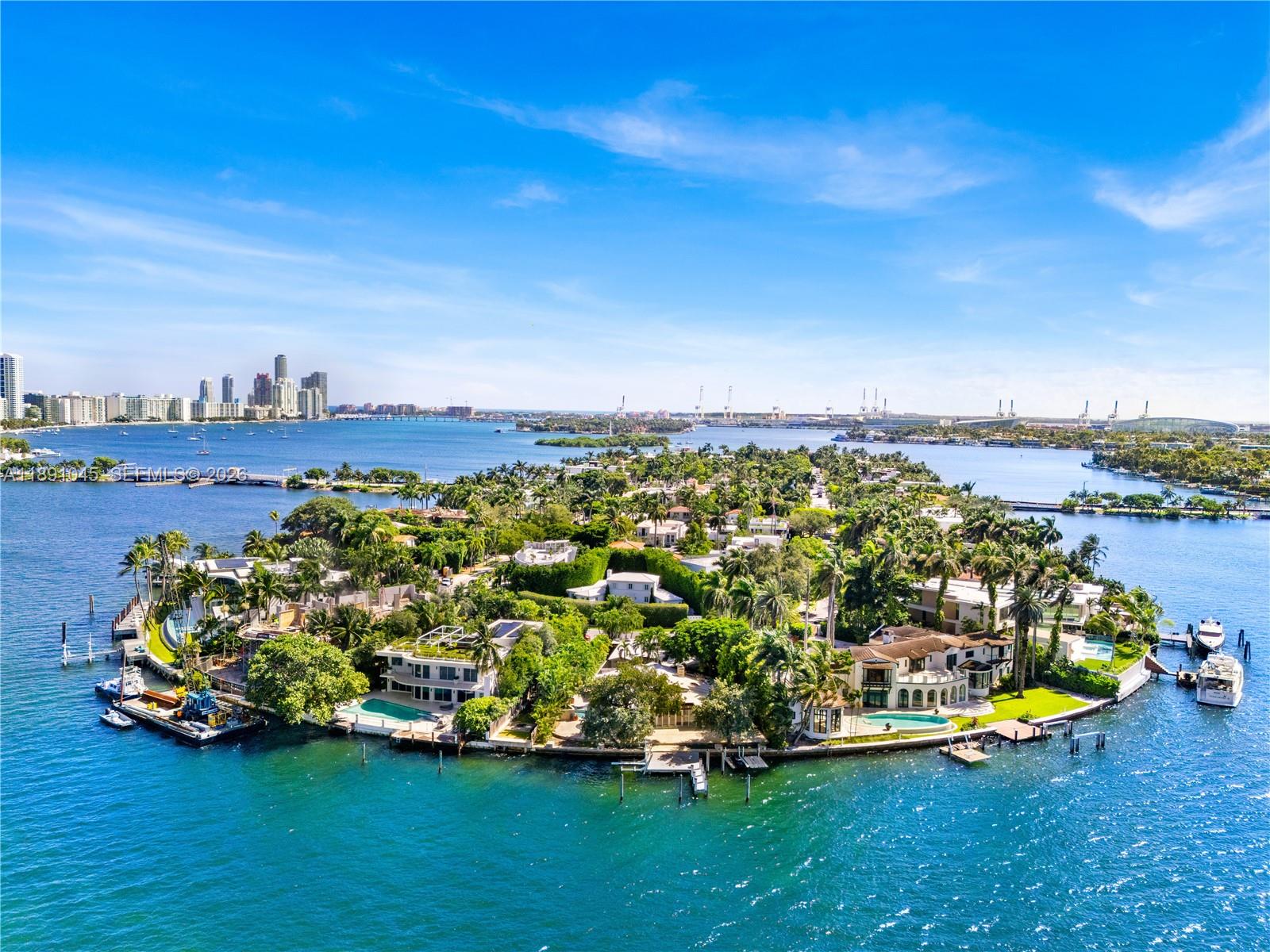 444 W Rivo Alto Dr, Miami Beach FL 33139