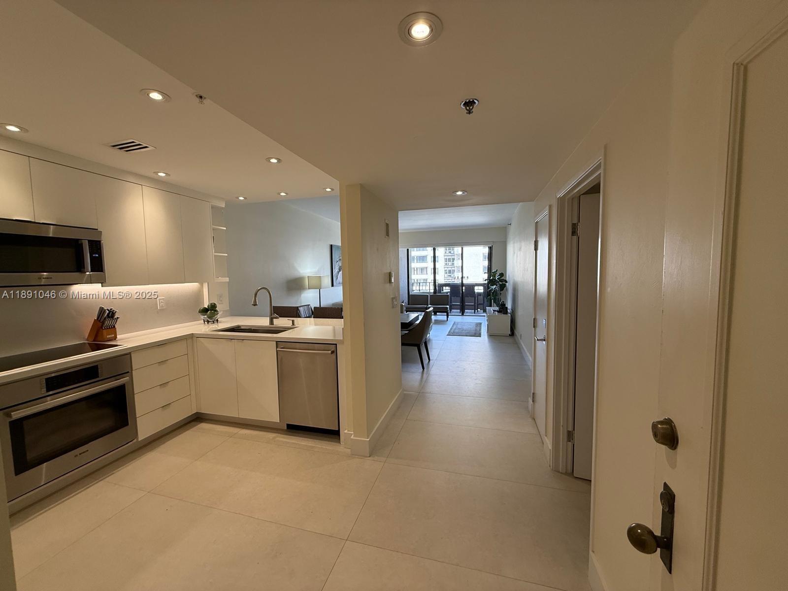 201 Crandon Blvd #632, Key Biscayne FL 33149