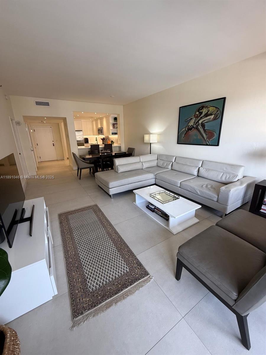 201 Crandon Blvd #632, Key Biscayne FL 33149