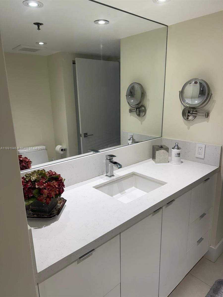 201 Crandon Blvd #632, Key Biscayne FL 33149