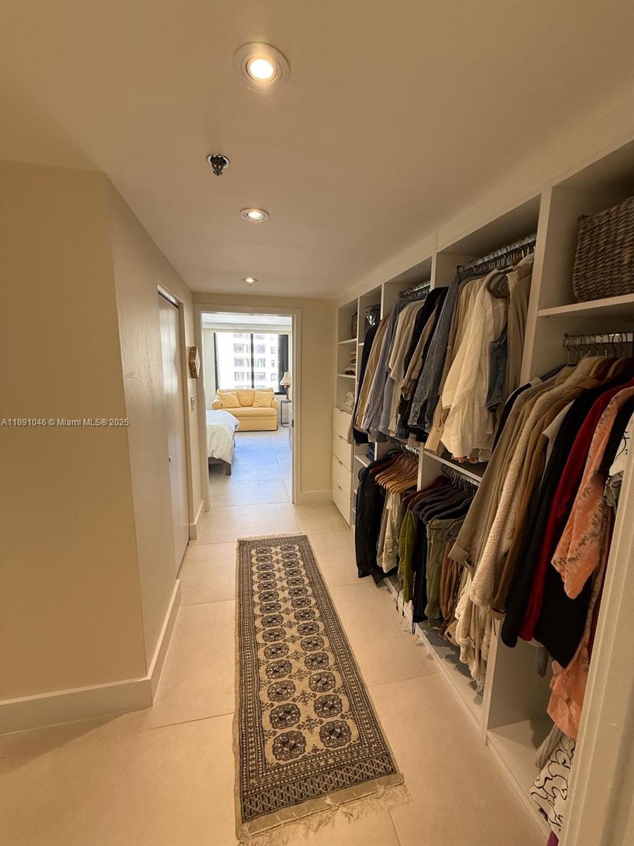 201 Crandon Blvd #632, Key Biscayne FL 33149