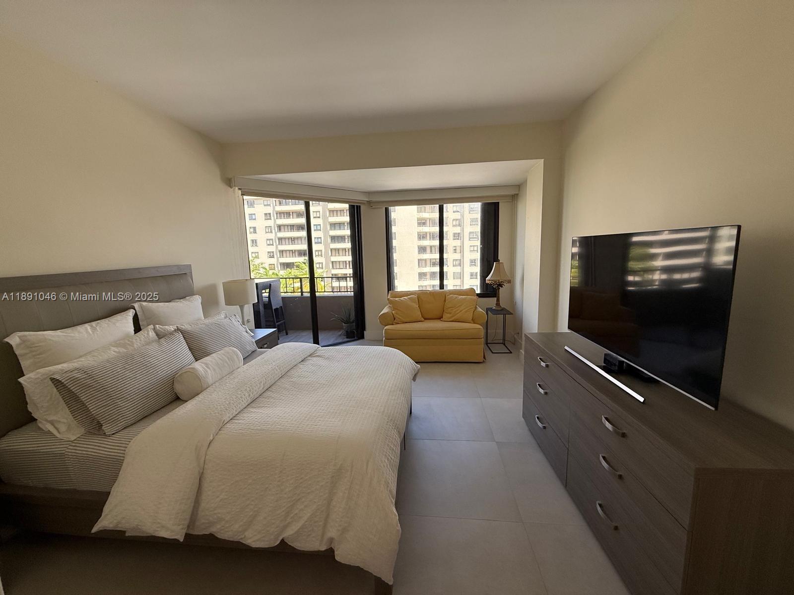 201 Crandon Blvd #632, Key Biscayne FL 33149