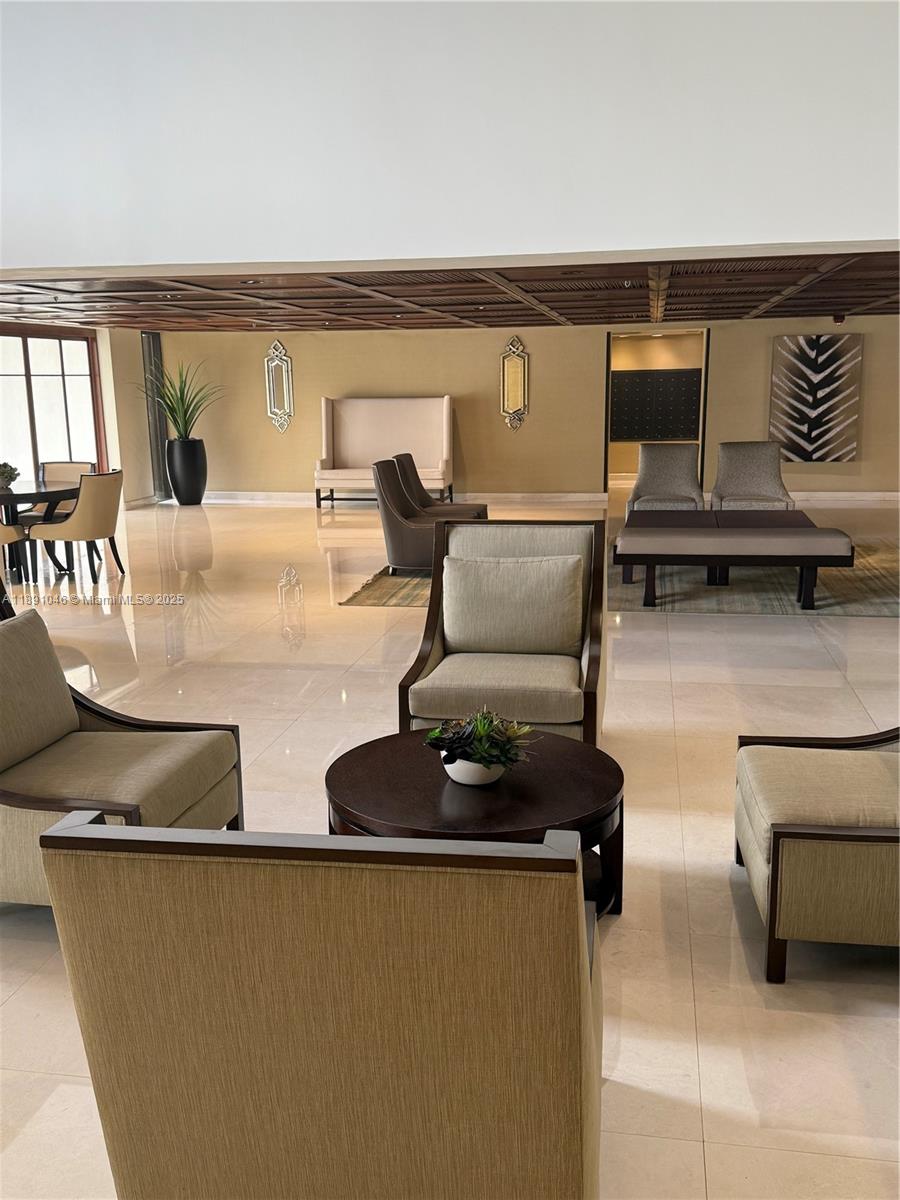 201 Crandon Blvd #632, Key Biscayne FL 33149