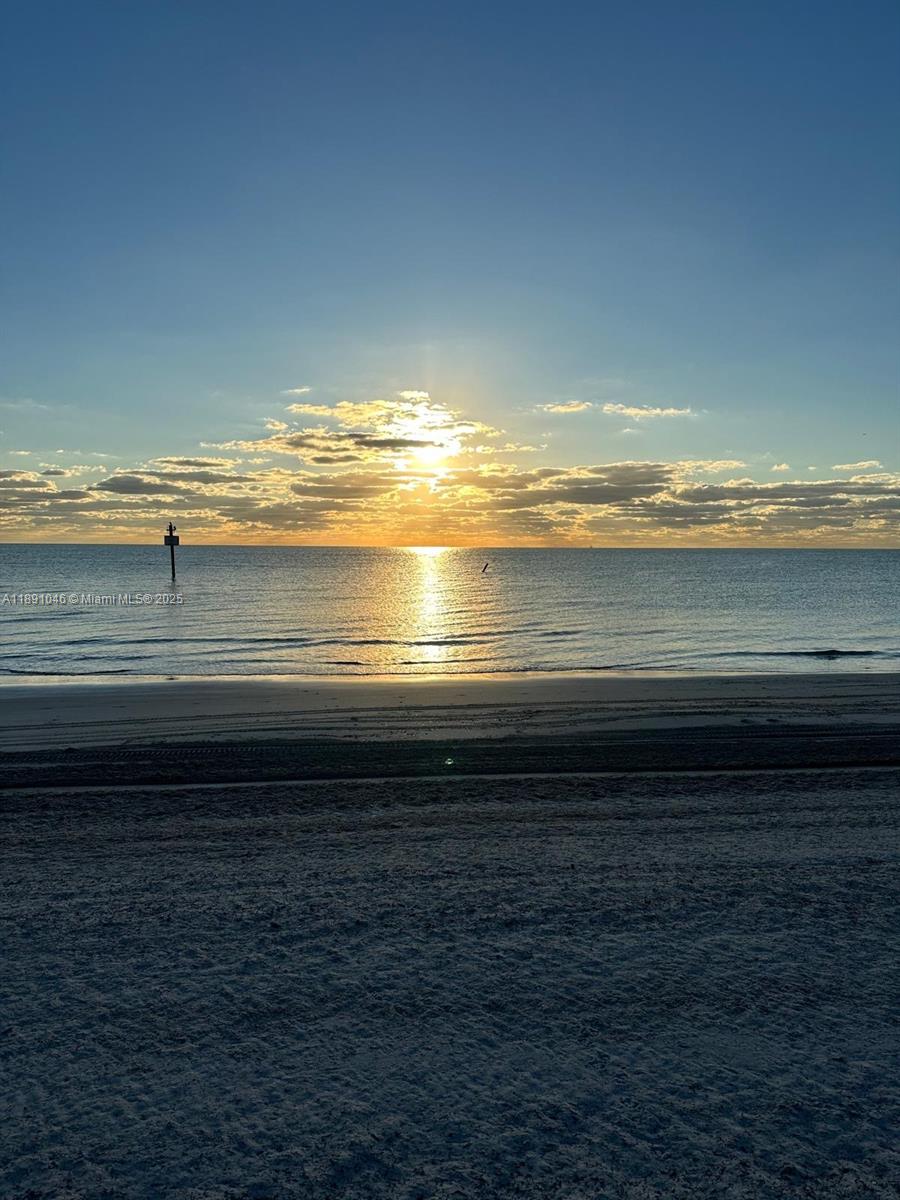 201 Crandon Blvd #632, Key Biscayne FL 33149