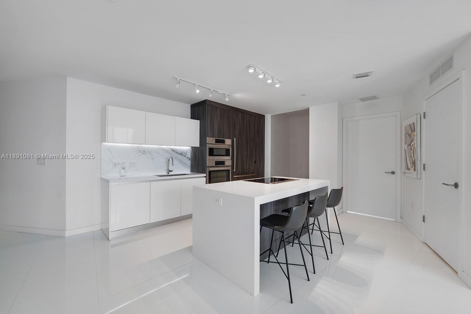 851 NE 1st Ave #4403, Miami FL 33132