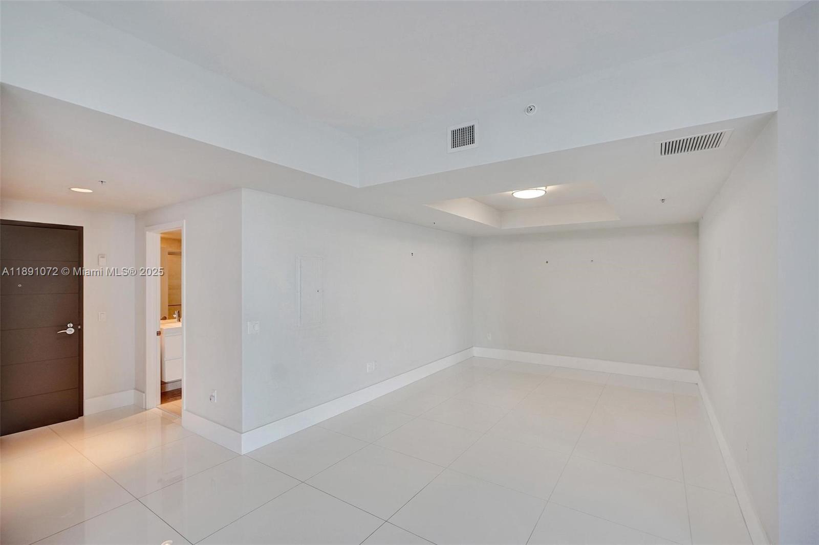 17301 Biscayne Blvd #708, North Miami Beach FL 33160