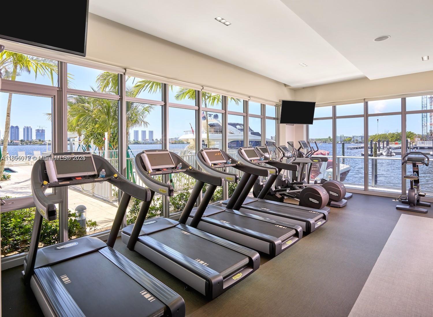 17301 Biscayne Blvd #708, North Miami Beach FL 33160