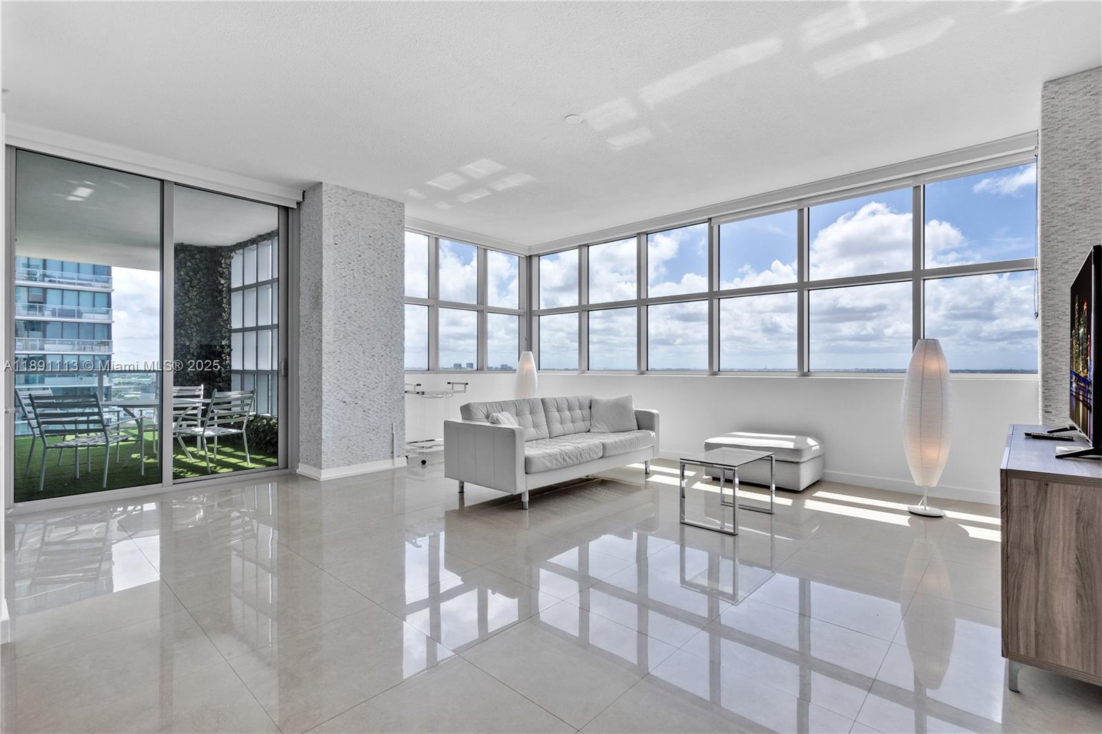 3301 NE 1st Ave #H1801, Miami FL 33137