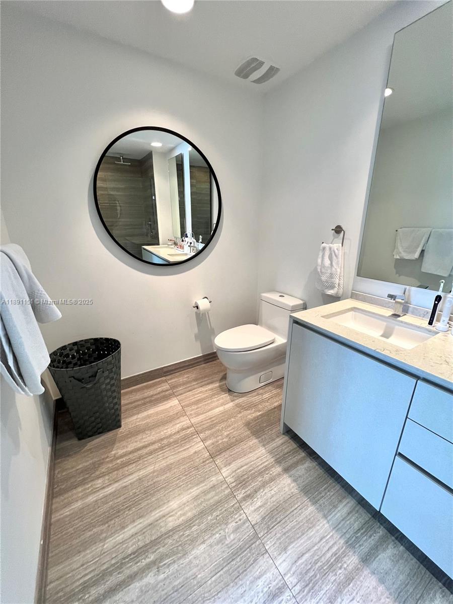 1010 Brickell Ave #4205, Miami FL 33131