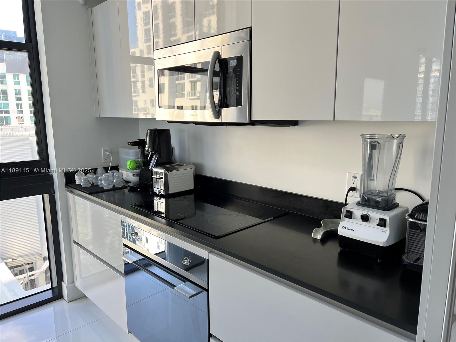 1010 Brickell Ave #4205, Miami FL 33131