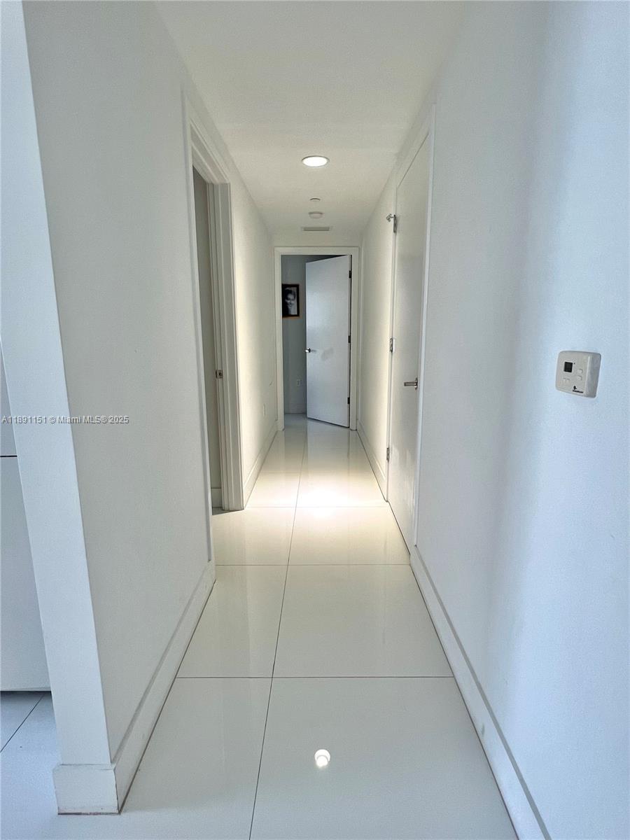 1010 Brickell Ave #4205, Miami FL 33131