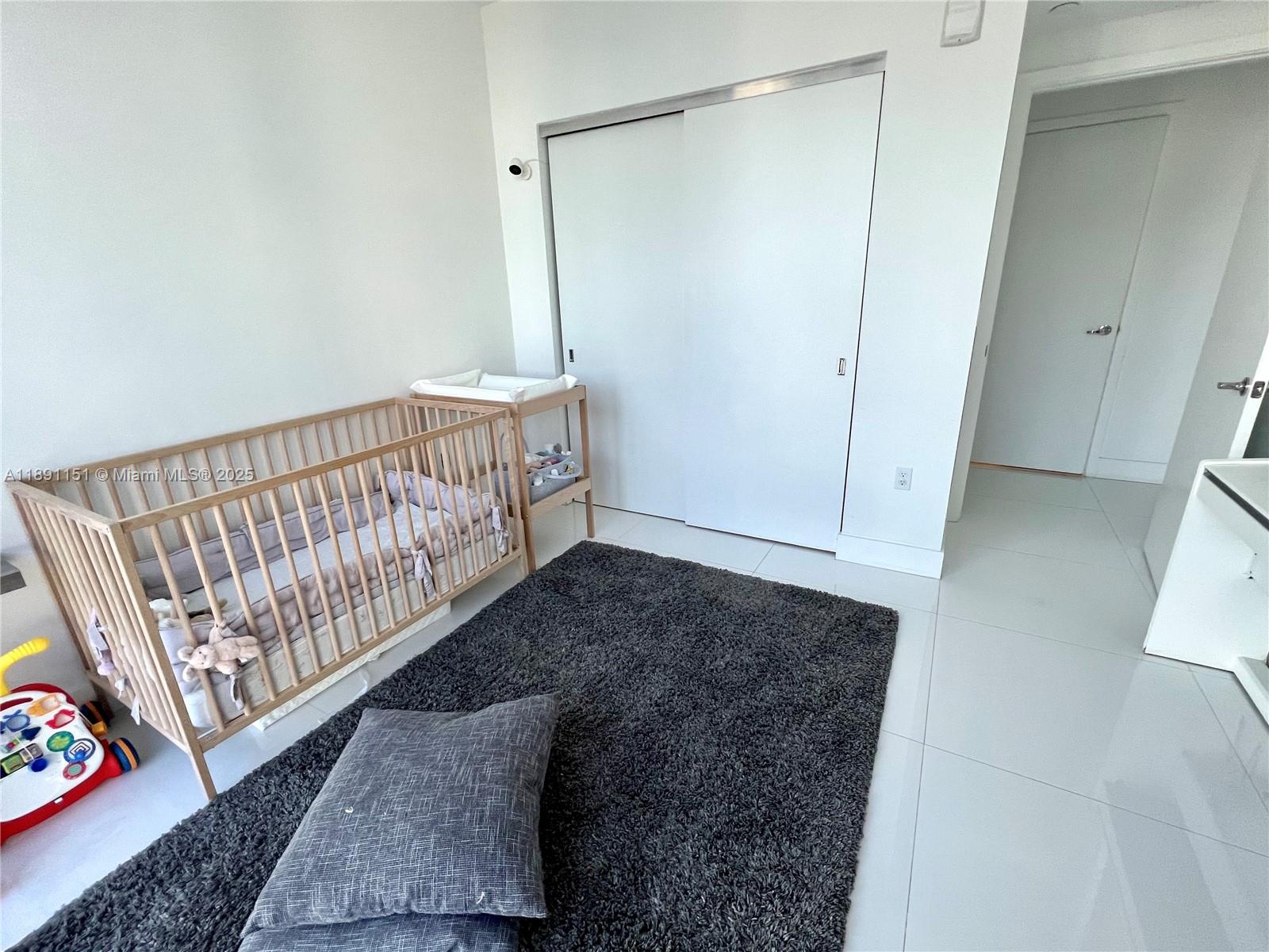 1010 Brickell Ave #4205, Miami FL 33131