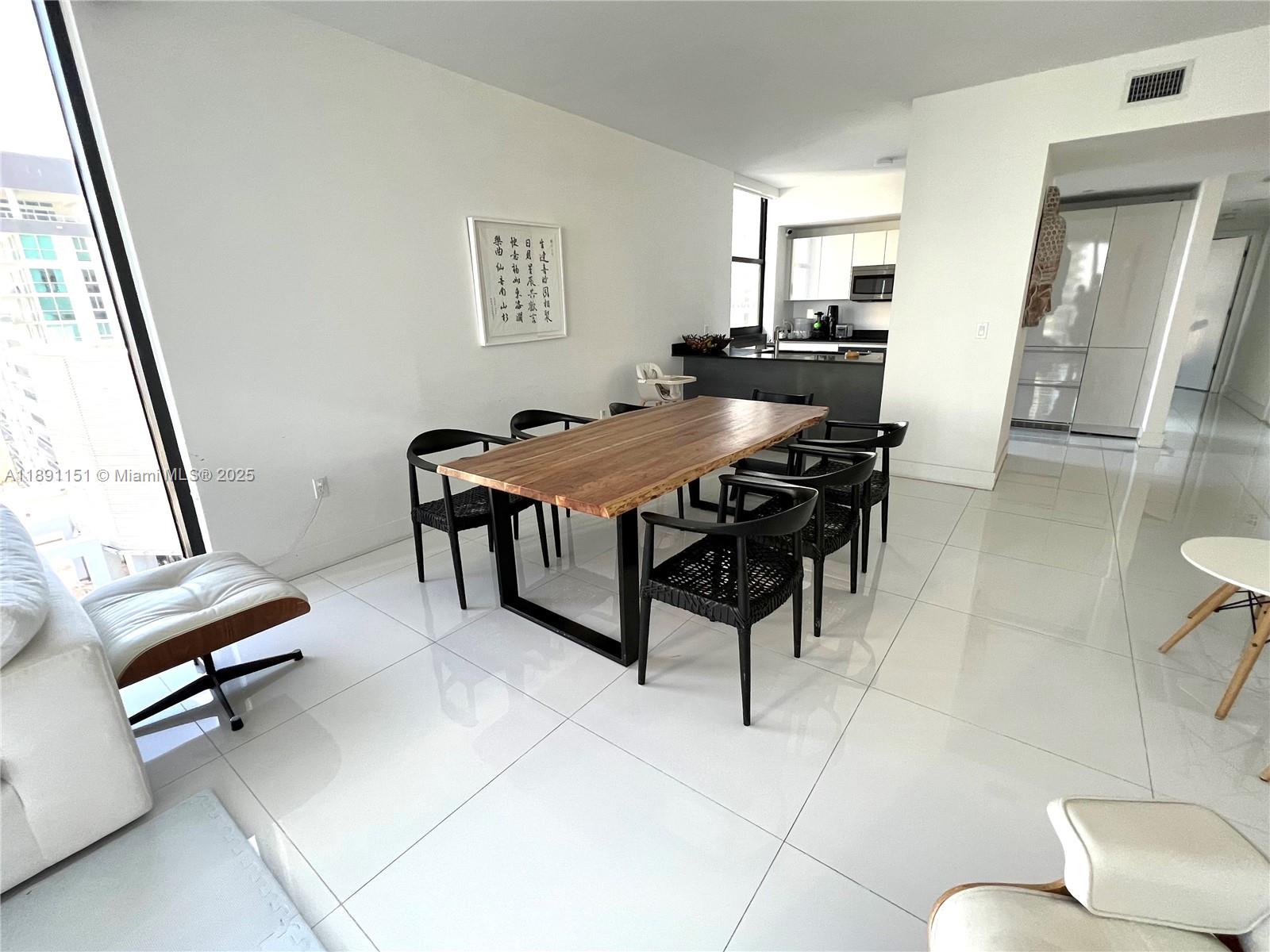 1010 Brickell Ave #4205, Miami FL 33131