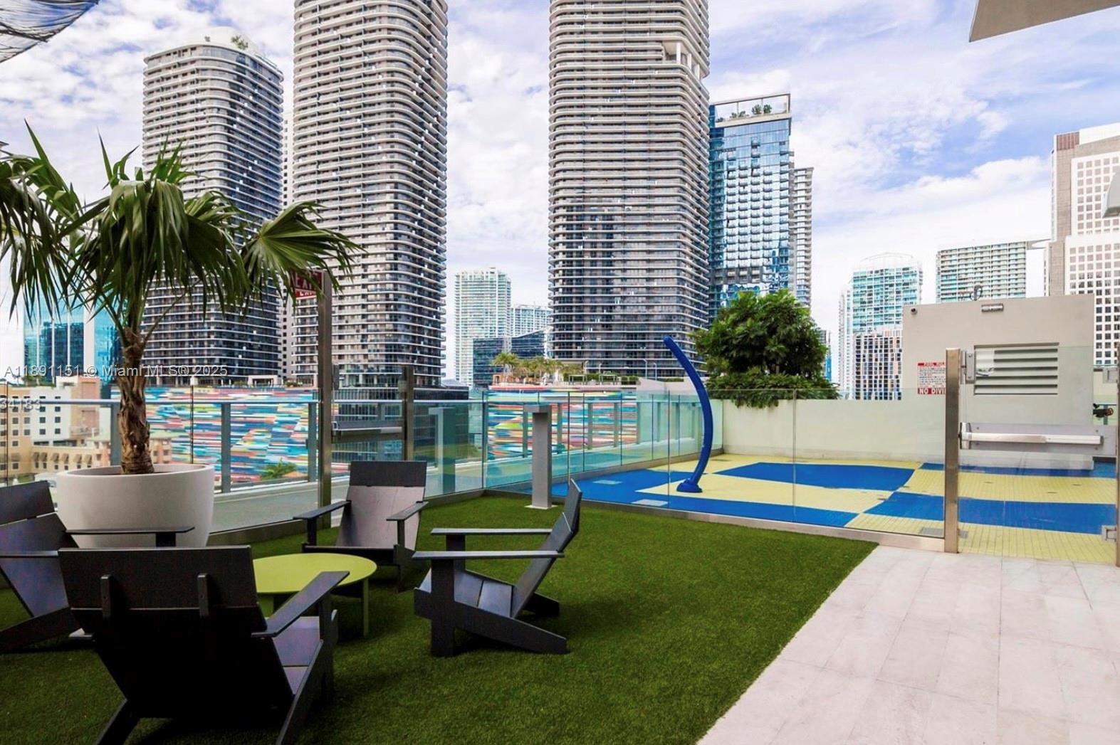 1010 Brickell Ave #4205, Miami FL 33131