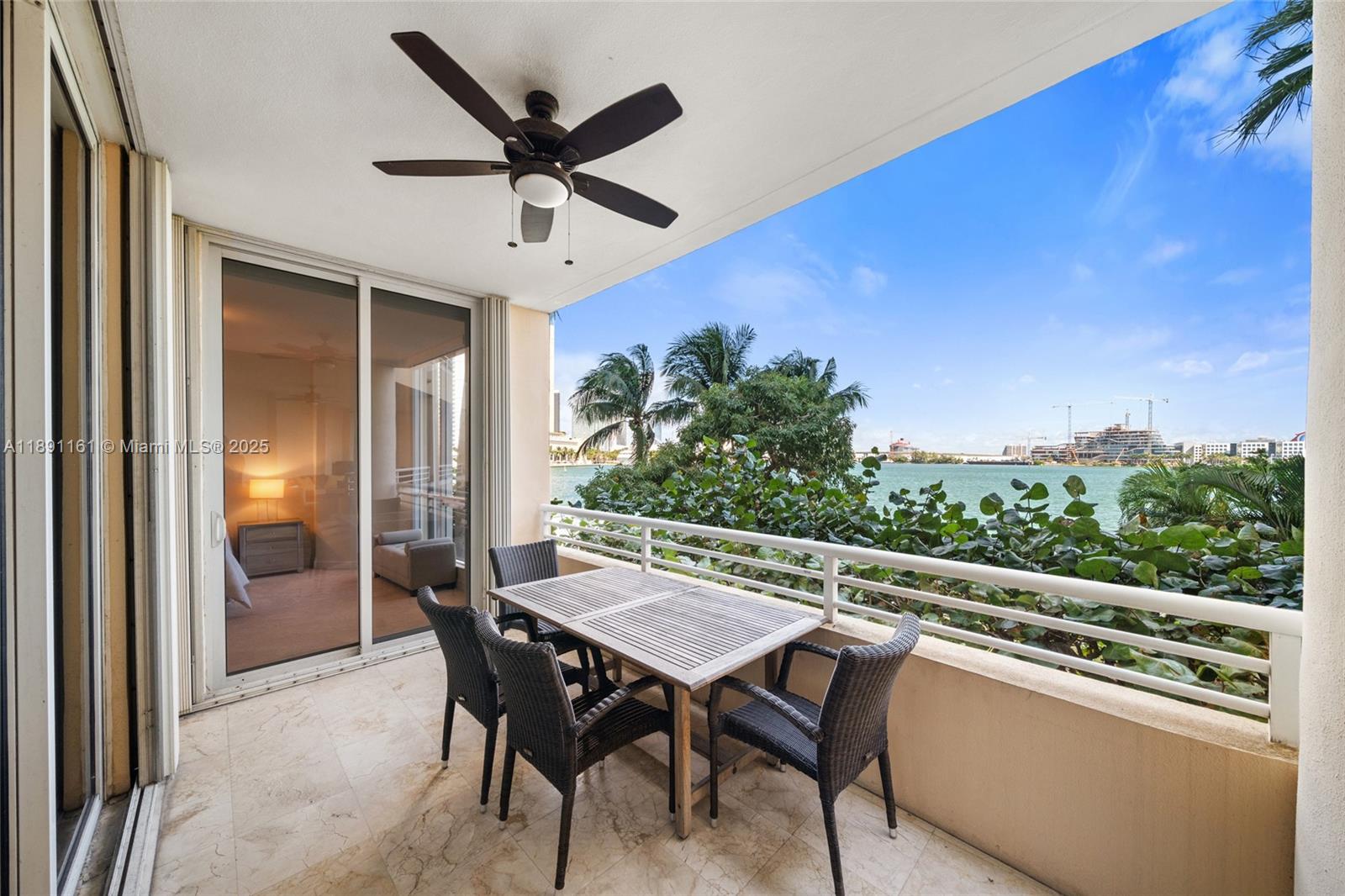 848 Brickell Key Dr #201, Miami FL 33131
