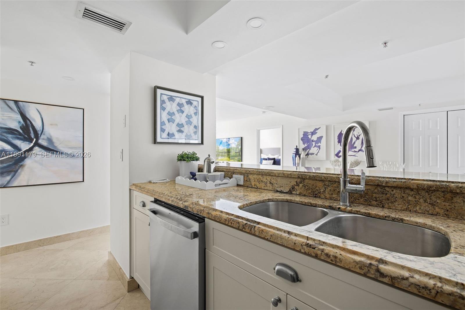 650 West Ave #1407, Miami Beach FL 33139