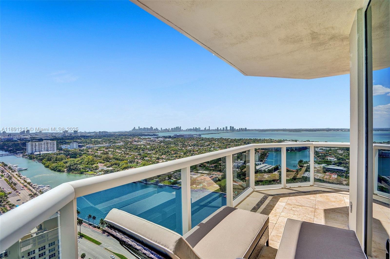 4779 Collins Ave #3705, Miami Beach FL 33140