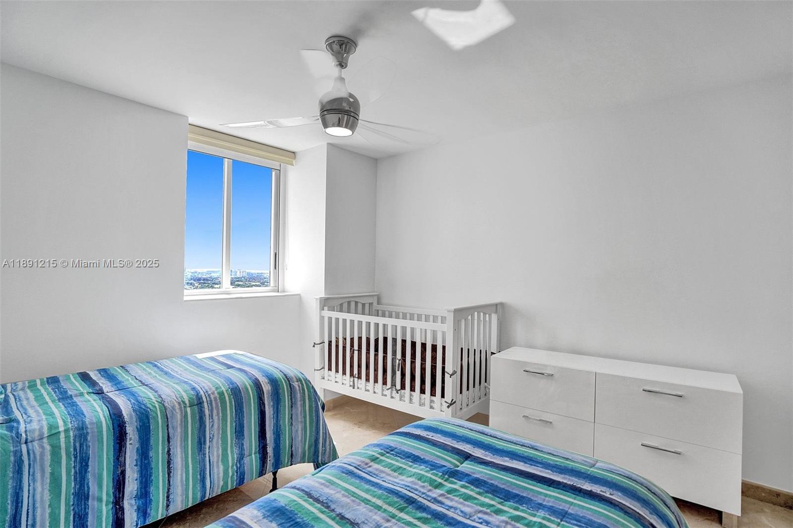 4779 Collins Ave #3705, Miami Beach FL 33140